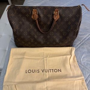 Louis Vuitton Speedy 40